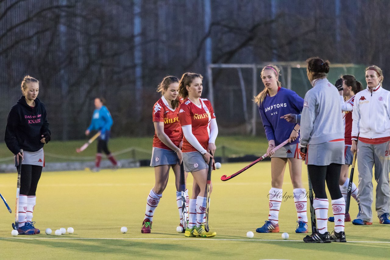 Bild 26 - Frauen Der Club an der Alster 2 - Uhlenhorster HC : Ergebnis: 3:0